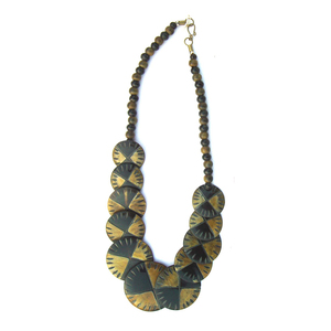 Exquisito Collar Hecho a Mano con Cuentas de Resina India, Diseño de Corazón, Joyería Elegante para Mujer, Ideal para Fiestas, Precio Exclusivo al por Mayor, Calidad Premium - Product Image 3