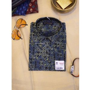 Chemise de bureau pour homme, bleu marine, en coton imprimé, motif plume, manches longues, tenue décontractée, provenant d'un fournisseur indien - Product Image 3