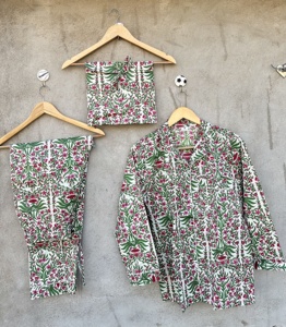 Conjunto de Pijama de Algodón Floral de Verano Ecológico para Mujer, Ropa de Dormir con Estampado Indio, Rosa y Verde, 3 Piezas, con Botones - Product Image 1