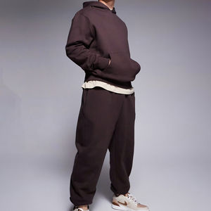 Nuevos Conjuntos Deportivos 2 en 1 de Primera Calidad para Invierno 2026, Casuales, de Peso Medio, Corte Regular, con Logotipo Personalizado, 100% Poliéster Transpirable - Product Image 1