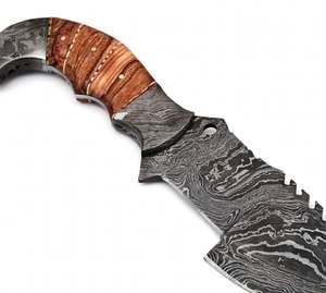 Couteau utilitaire robuste en acier Damas artisanal, manche en bois segmenté, lame à dos segmenté, outil de terrain - Product Image 5