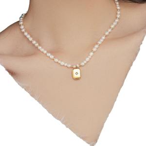 High-End Luxury Fine Pendant Necklace Natural Freshwater Irregular Pearl <b>Star</b> <b>Light</b> Niche Square Collarbone Chain <b>Light</b> Luxury - Product Image 5