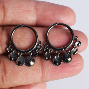 Pendientes de Aro Finos de Plata de Ley S925 con Rodio Negro y Dijes, Estilo Bohemio, Joyería Fina para Uso Diario, Diseño Redondo Colgante - Product Image 3