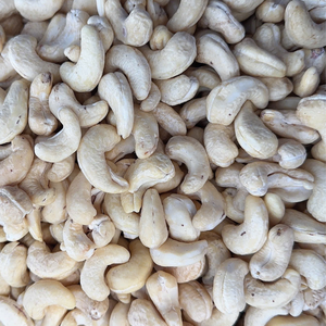 Fournisseur de confiance : Noix de cajou WW180, WW240, WW320, LP, WS, Noix de cajou W180 en provenance de Santigo, Vietnam - Product Image 1