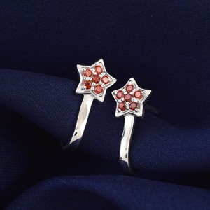 Pendientes de Plata de Ley 925 con Forma de Estrella y Circonitas Rojas, Estilo Bonito para Uso Diario de Mujeres - Product Image 3