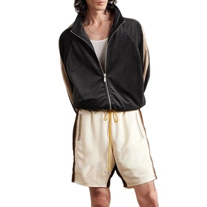 Conjuntos de pantalones cortos y chaqueta Chándal corto Chándales cortavientos de dos piezas de nailon con cremallera reflectante para hombre - Product Image 1