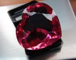 Turmalina Rubelita Rosa, Corte Corazón, Piedra Preciosa Suelta Certificada, Piedra Natural para Joyería - Product Image 2