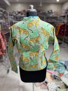 Veste matelassée pour femme, col mandarin, manches longues, imprimé léopard vert, polyester, vêtement de printemps, épaisseur standard, fermeture boutonnée - Product Image 6