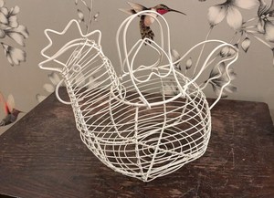 Vintage white coated metal "Chicken themed" <b>egg</b> holder - Product Image 4
