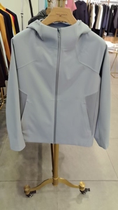 เสื้อแจ็คเก็ตกันลมสไตล์ OEM สำหรับฤดูหนาว คอตั้ง ปิดแบบสวมหัว ผลิตด้วยวิธีการทอผ้าแบบไม่ถักทอ - Product Image 6