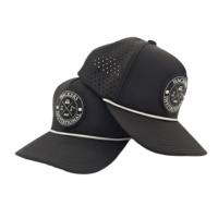 Gorra de béisbol Hackers Invitational 2025 negra de malla ajustada con estampado de goma en relieve unisex para golf, casual, primavera y verano