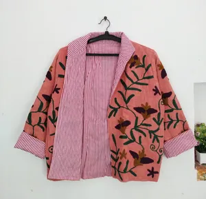 Chaqueta Boho Chic para Mujer, Bordada en Algodón Suzani, con Hilo Floral Rosa, Manga Larga, Estilo Étnico, Ropa de Invierno - Product Image 4