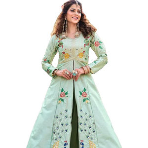 Lehenga Choli de Diseño Igual, Tela de Seda Satén Pura, Estampado Digital con Patrón de Gran Volumen, Estilo Gujarati, Festivo y Especial para Adultos - Product Image 1