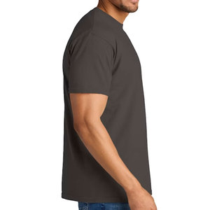 T-shirt léger en coton biologique pour homme avec étiquette personnalisée, respirant, à manches courtes, uni, streetwear, avec poche poitrine - Product Image 3