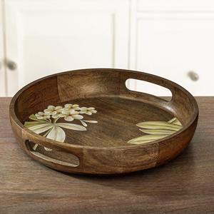 Bandeja Redonda de Madera Maciza Hecha a Mano con Acabado Natural, Tabla Decorativa para Servir, para Uso en el Hogar y Restaurantes, Estilo Moderno y Minimalista - Product Image 1