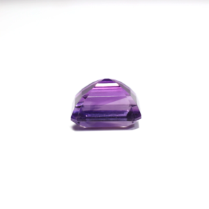 Handcrafted 10.6 Carat Amethyst Loose Gemstone for Fine Jewelry - Product Image 3