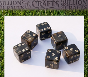 Jeu de dés en corne de buffle naturelle, faits à la main, polis, cubes de jeu durables, pièces de jeu de table - Product Image 6