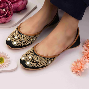 Nouvelles Khussas pour femmes, dernier design, avec logo personnalisé, brodées à la main, style indien pakistanais, Jutti - Product Image 5