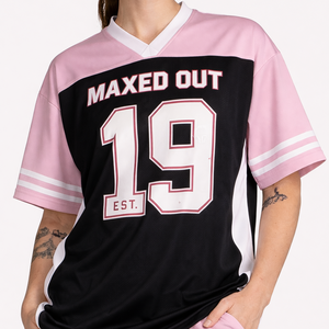 Venta al por mayor OEM: Camiseta de fútbol americano para mujer, rosa y negra, de malla, cuello en V, estilo oversize, con logo personalizado, marca privada OEM, al por mayor, EE. UU. - Product Image 6