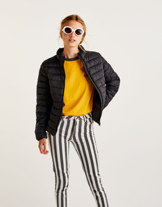 เสื้อแจ็คเก็ตบุใยสังเคราะห์กันน้ำสำหรับผู้ชาย รุ่น OEM ขายส่ง ปรับแต่งได้ สไตล์ลำลอง สำหรับฤดูหนาว ปี 2026 เสื้อแจ็คเก็ตอุ่นๆ สำหรับผู้ชาย - Product Image 2