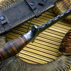 Cuchillo de Caza Hecho a Mano Personalizado, Hoja de Damasco, Mango de Hueso Teñido, Funda, Cuchillo Bowie Ambidiestro Afilado para Supervivencia y Camping - Product Image 6