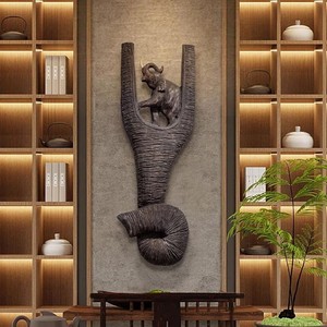 Décoration murale éléphant en teck sculpté à la main - Artisanat de relief sculpté - Product Image 2