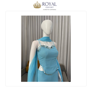Meilleure collection de vêtements de style indien pour les fêtes, collection de designer en faux georgette avec des broderies de miroirs réels, ensemble sharara en vente - Product Image 6