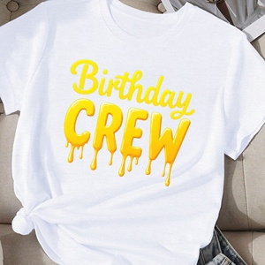 Camiseta cómoda Birthday CREW para mujer - Product Image 1