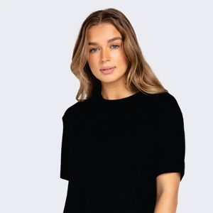 Top Quality Women <b>T</b> <b>Shirts</b> Pakistan Made <b>Oversized</b> 100% Cotton Black <b>T</b> <b>Shirt</b> Wholesale Solid Color Loose Fit Woman <b>T</b> <b>Shirt</b> - Product Image 2