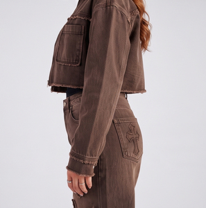 Conjunto de mezclilla para mujer: Chaqueta corta de manga larga y pantalones de mezclilla de pierna ancha con parches y apliques, estilo vintage lavado. - Product Image 4