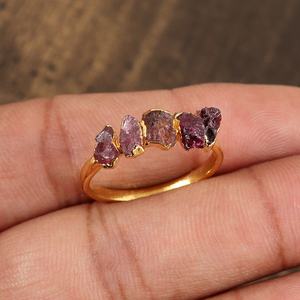 Fabuloso anillo fino de Plata de Ley 925, turmalina púrpura cruda, piedra preciosa, oro galvanizado, regalo de fiesta de boda para adolescentes - Product Image 1