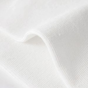 Chaussettes de sport athlétiques durables personnalisées OEM/ODM avec logo jacquard imprimé, talon et bout renforcés, respirantes en coton/spandex pour la course à pied - Product Image 5