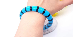 Bracelet en résine de haute qualité de couleur verte pour une utilisation artisanale pour les bijoux, bracelets et joncs - Product Image 6