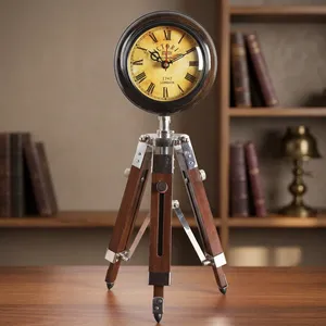 Horloge de bureau en bois de style victorien, forme circulaire, fonctionne à piles, mouvement électronique silencieux, affichage à aiguilles, design traditionnel - Product Image 3