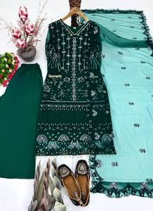 Emerald <b>Green</b> Embroidered Salwar Kameez Set Pearl Beaded Dupatta Traditional Indian Pakistani Wedding Wear for Women - Product Image 5
