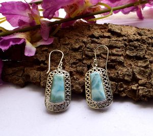 Nouvelles boucles d'oreilles pendantes vintage en argent sterling 925 avec pierre de larimar naturelle sertie en clos pour femme, bijoux fins pour tous les jours - Product Image 1