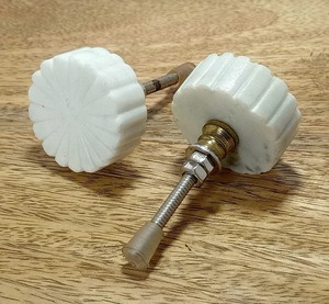 Perillas de Resina y Madera de la Mejor Calidad para Cocina y Dormitorio, para Armarios, Roperos y Cómodas - Fabricante de Accesorios de Ferretería India - Product Image 3