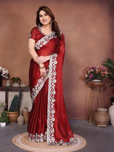 Sari indien traditionnel en soie douce avec de magnifiques broderies pour les mariages et les fêtes - Product Image 5