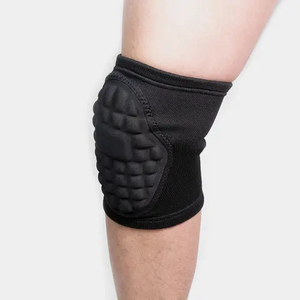 Genouillère de volley-ball noire en polypropylène, protection professionnelle, respirante, épaisse, absorption des chocs, fermeture auto-agrippante unisexe - Product Image 1