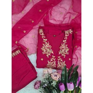 ÚLTIMO VICHITRA SECUENCIA DE BORDADO DE SECUENCIA TRABAJO ALIA CUT KURTI BOTTOM CON DUPATTA RANI - Product Image 5