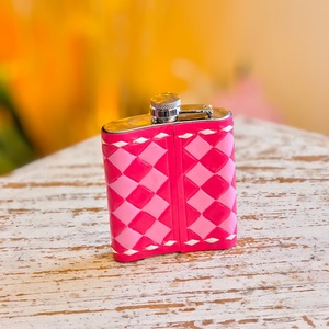 Botella de Bolsillo de Lujo Mini de Cuero Genuino a Cuadros Negros, Portátil, Ligera e Impermeable, de Gran Venta - Product Image 3