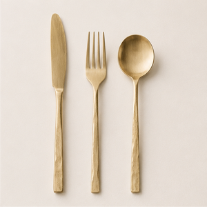 Juego de Cubiertos de Lujo de Latón Puro Dorado Forjado con Mango Martillado, Vajilla Hecha a Mano para Hoteles y Banquetes de Boda - Product Image 5