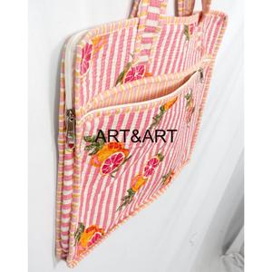 ART&ART Hermosa Mochila de Algodón Floral Hecha a Mano con Estampado de Bloques, Acolchada, Ecológica, Ligera, de Alta Calidad para Uso Diario - Product Image 3