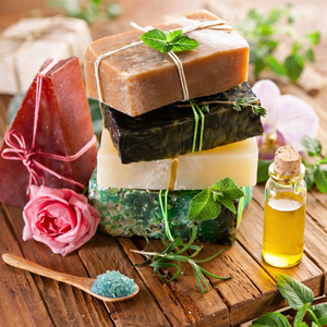 Jabón Artesanal Puro |   ACEITES ESPECIALES ORGÁNICOS |   AMIGUERO CON LA PIEL |   Jabón Natural |   Jabón Artesanal |   Jabón Ecológico |    Sra. ALINA - Product Image 4
