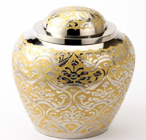 Urna verde esmeralda pulida con un emblema dorado del árbol de la vida. Disponible a precios de mayorista con bolsa de terciopelo a juego. - Product Image 2