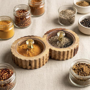 Boîte à épices artisanale en bois d'acacia avec bouton en cristal, organiseur de masala, conteneur de rangement de cuisine haut de gamme - Product Image 1