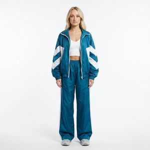 Conjunto Deportivo de 2 Piezas para Mujer, Azul y Blanco, Estilo Deportivo, Corte Holgado, Chaqueta y Pantalones Largos, Ropa Deportiva para Todas las Temporadas - Product Image 1