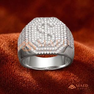 แหวนเงินผู้ชายแบบ Iced Out ประดับเพชรแล็บรูปสัญลักษณ์ดอลลาร์ - เครื่องประดับเงินแท้สีเงินสเตอร์ลิงรูปสัญลักษณ์ดอลลาร์ - สไตล์ฮิปฮอป - Product Image 4