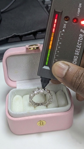 Anillo de Boda Lurba Jewels de Oro Blanco Sólido de 14K con Moissanita Tallada, Anillo de Eternidad Completo con Engaste de Bisel, Apilable, Certificado, para Aniversario, para Mujer - Product Image 5