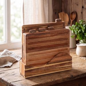 Juego de 4 tablas de cortar de acacia con soporte, tablas de madera para carne, pescado, verduras y pan, tablas de preparación de cocina con recogedor de migas - Product Image 3